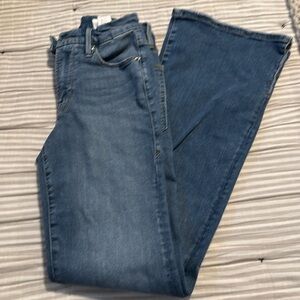 Good American Flare jeans